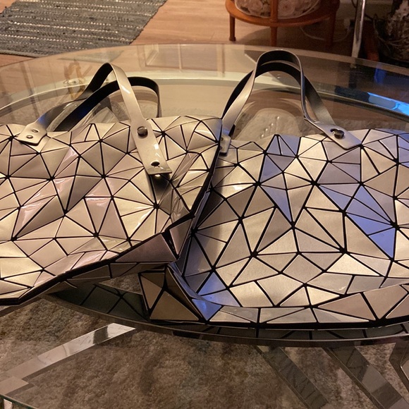 πππ HOST PICK πππ GEOMETRICAL TOTE BAG - Picture 3 of 9